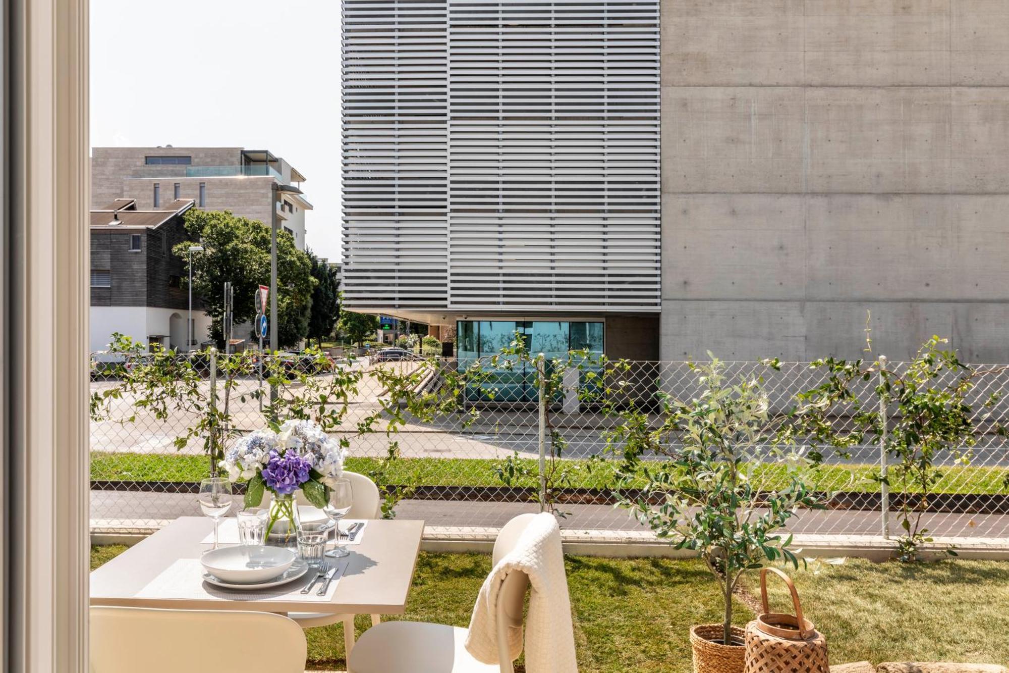 Regalia Suites - Free Parking Lugano Exterior foto