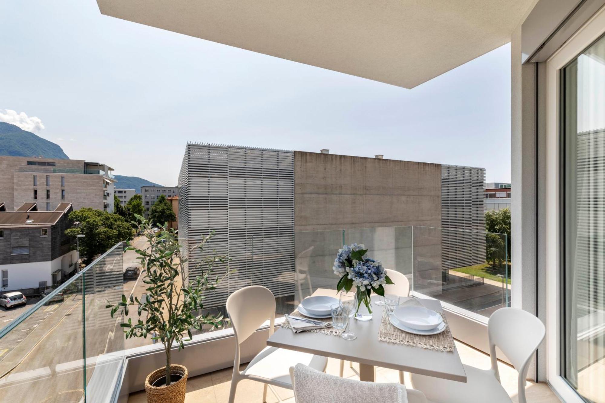 Regalia Suites - Free Parking Lugano Exterior foto